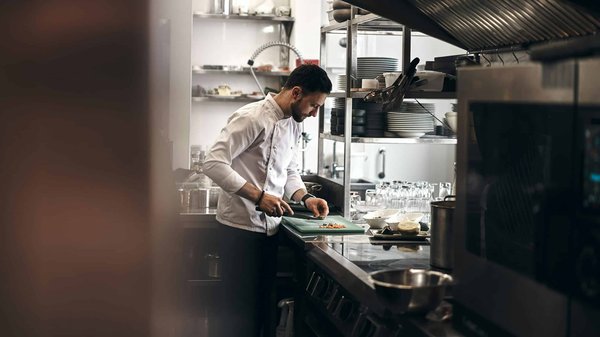 Quels sont les meilleurs traiteurs pour un événement gastronomique ?